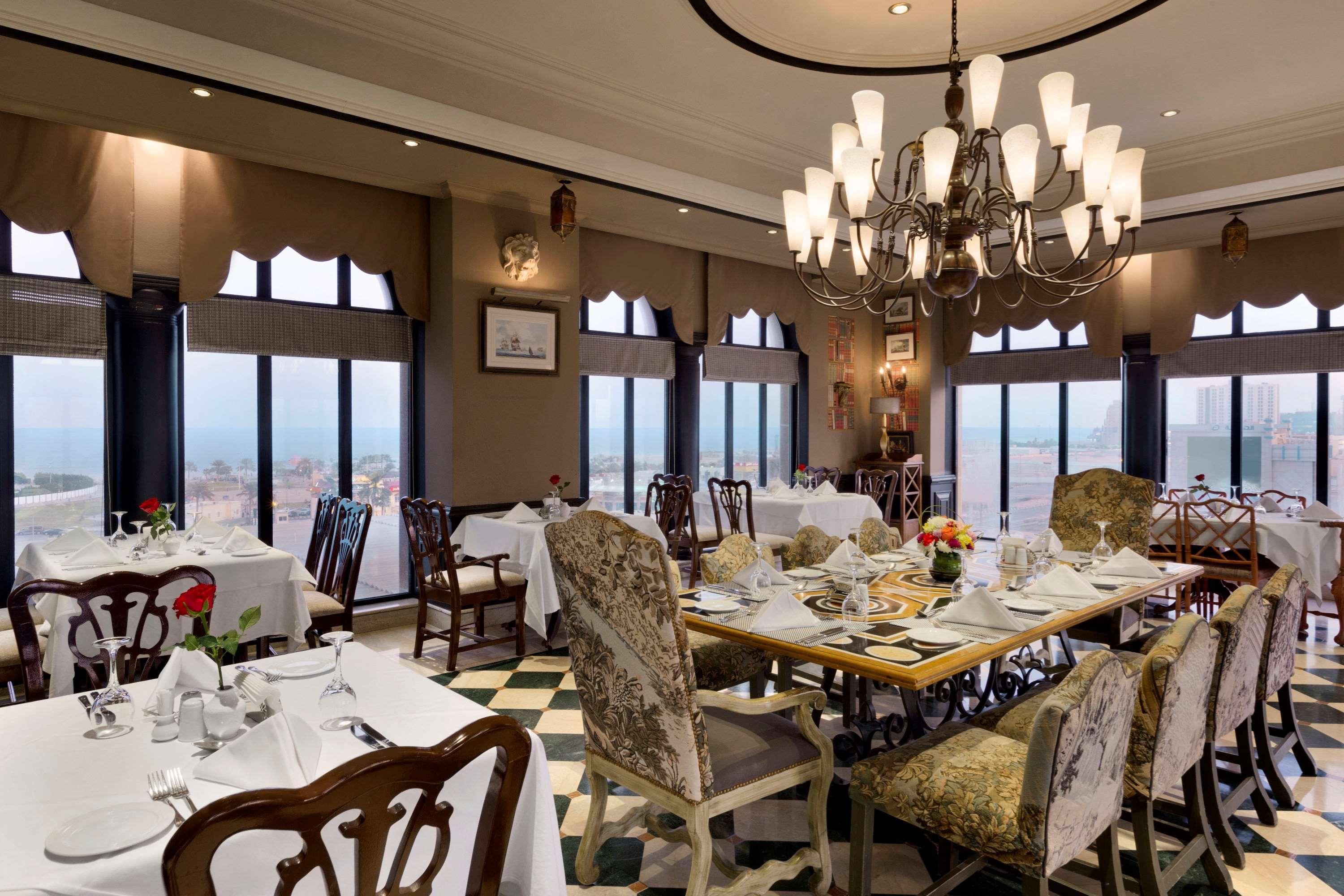 Hawthorn Suites By Wyndham Al Khobar Esterno foto