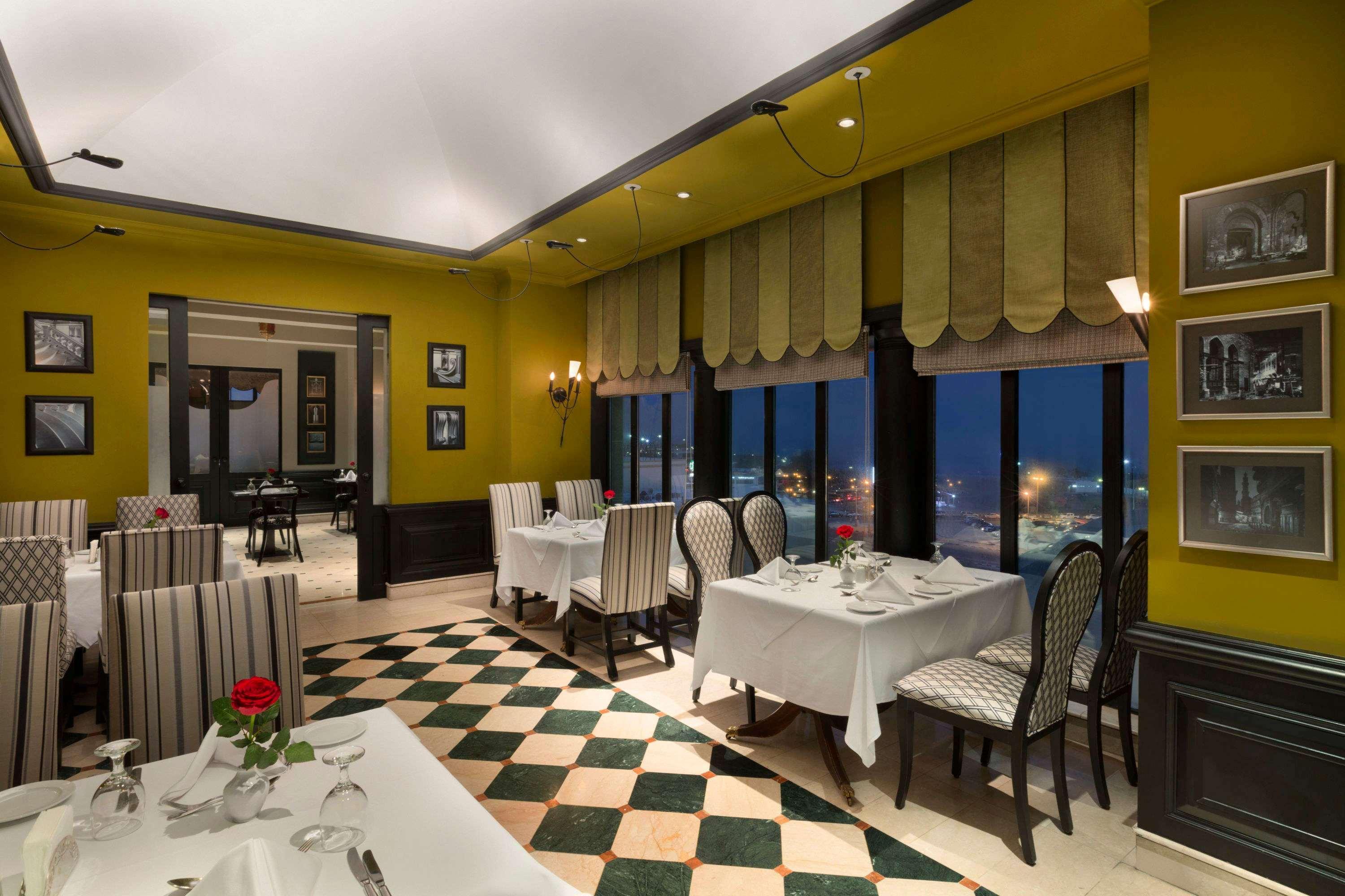 Hawthorn Suites By Wyndham Al Khobar Esterno foto