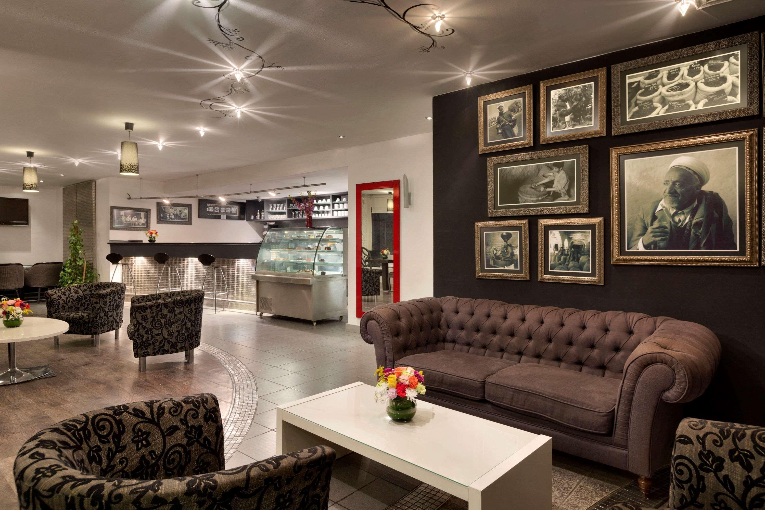 Hawthorn Suites By Wyndham Al Khobar Esterno foto
