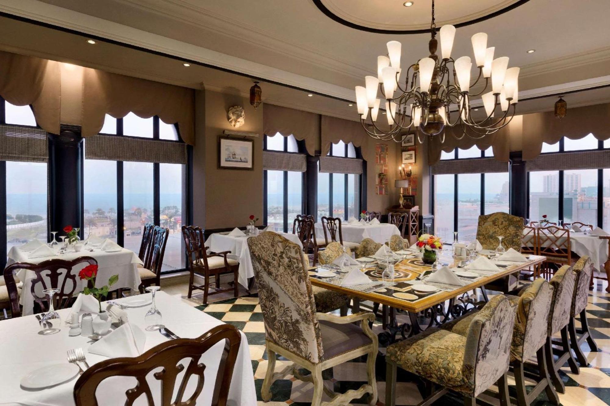 Hawthorn Suites By Wyndham Al Khobar Esterno foto