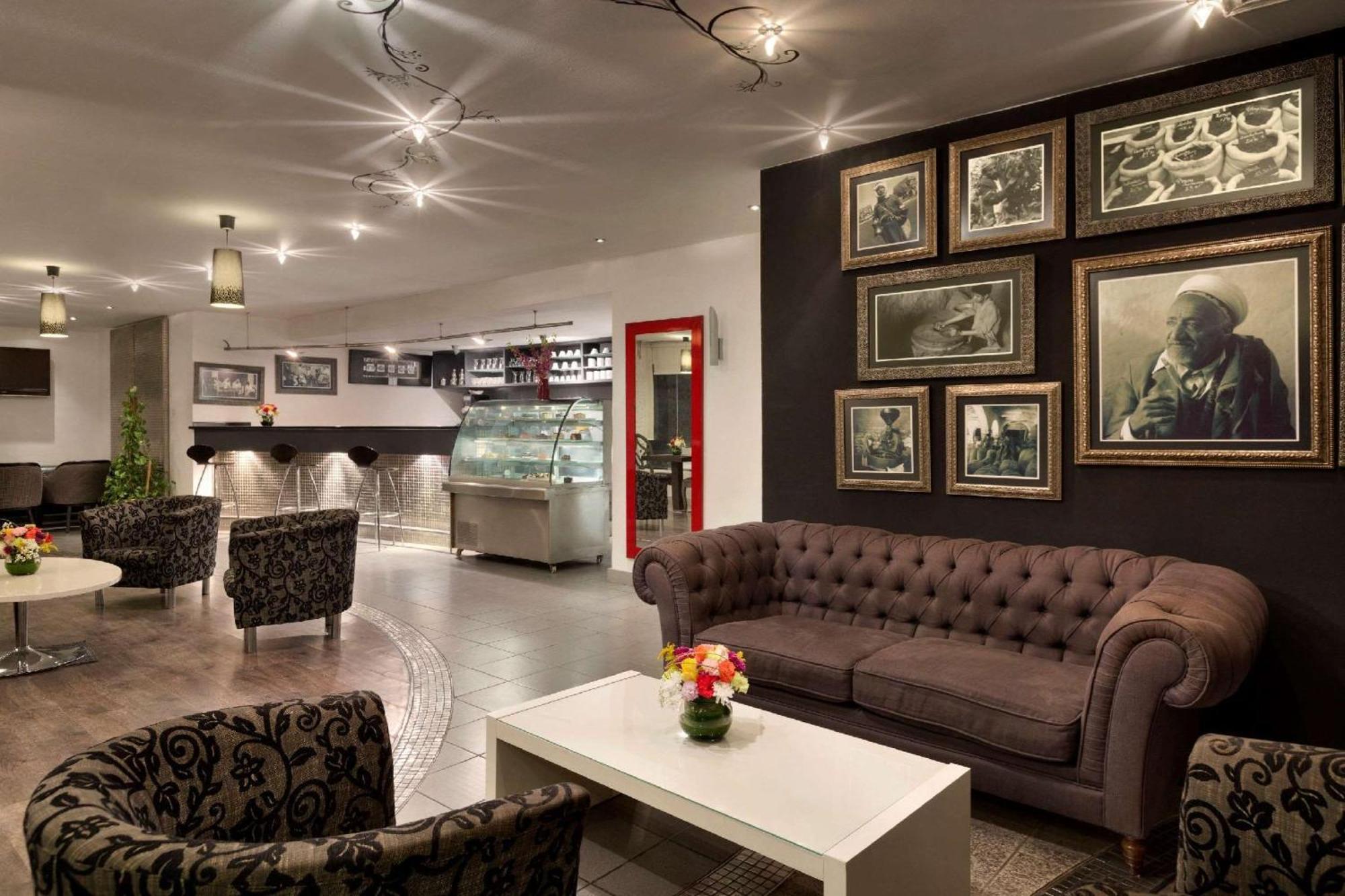 Hawthorn Suites By Wyndham Al Khobar Esterno foto