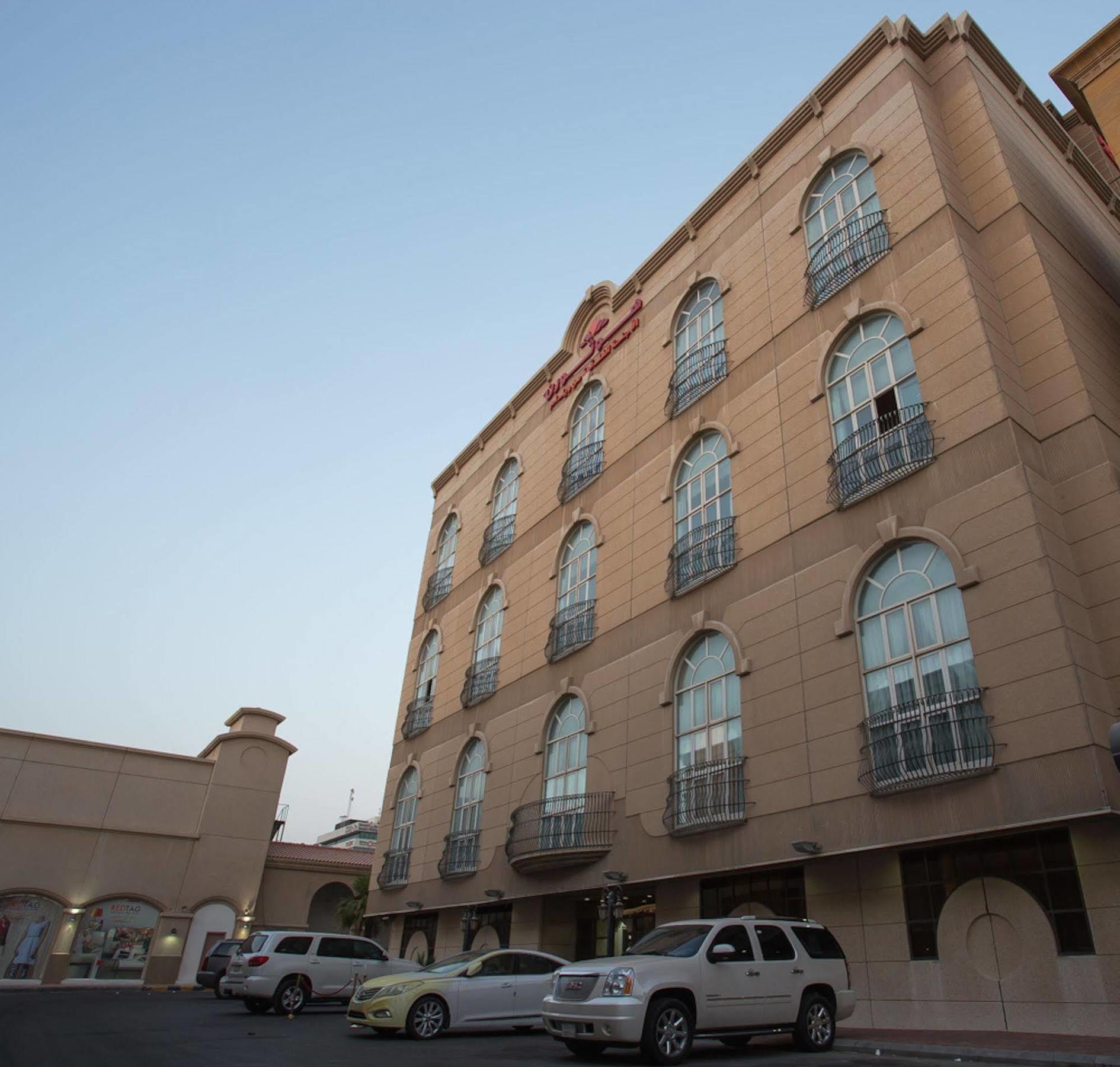 Hawthorn Suites By Wyndham Al Khobar Esterno foto